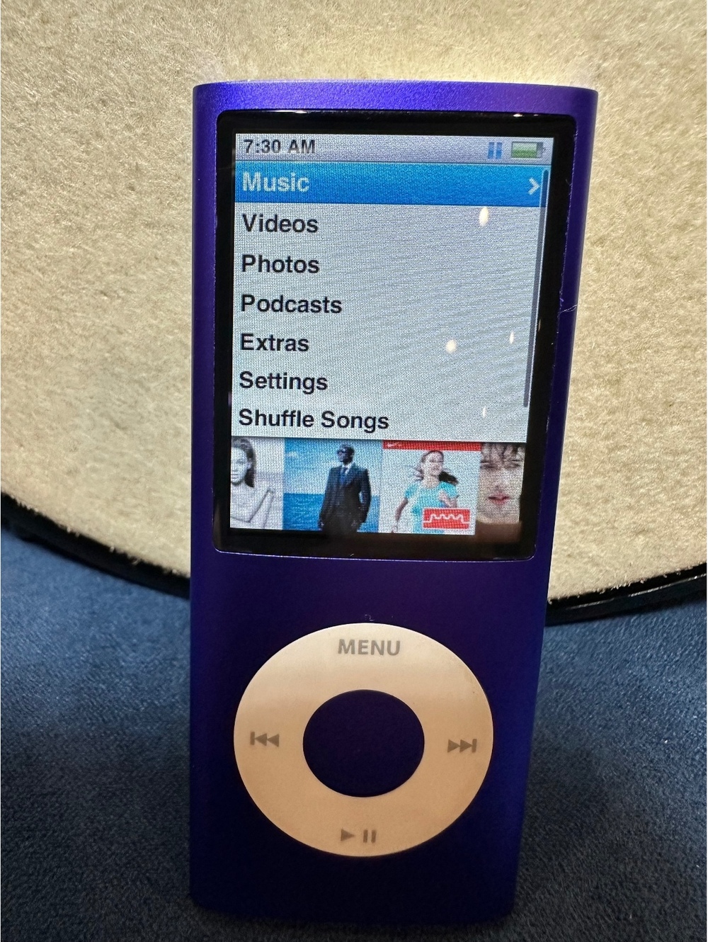 Apple iPod Nano 4th Generation 8GB Purple MP3 Player